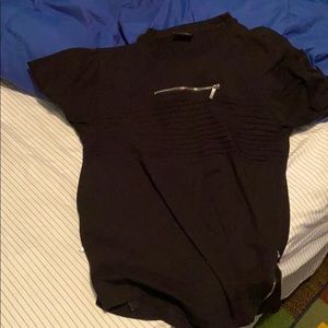 Black shirt with zippers